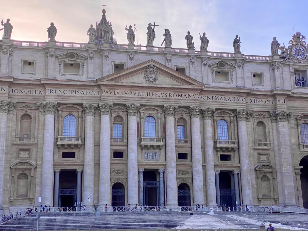 Basilica di San Giovanni in Laterano 2.jpg