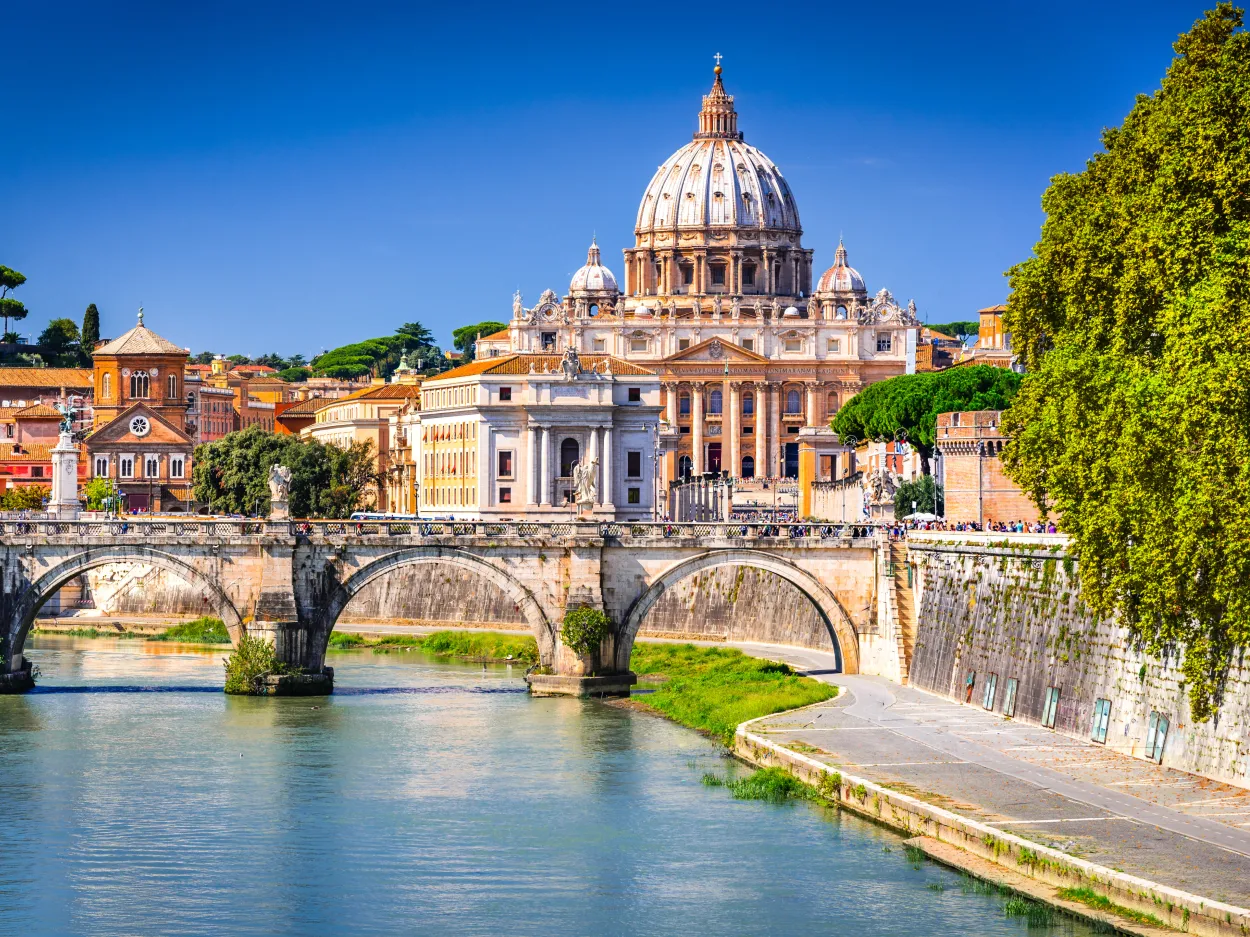 Basilica di San Pietro 2.jpg