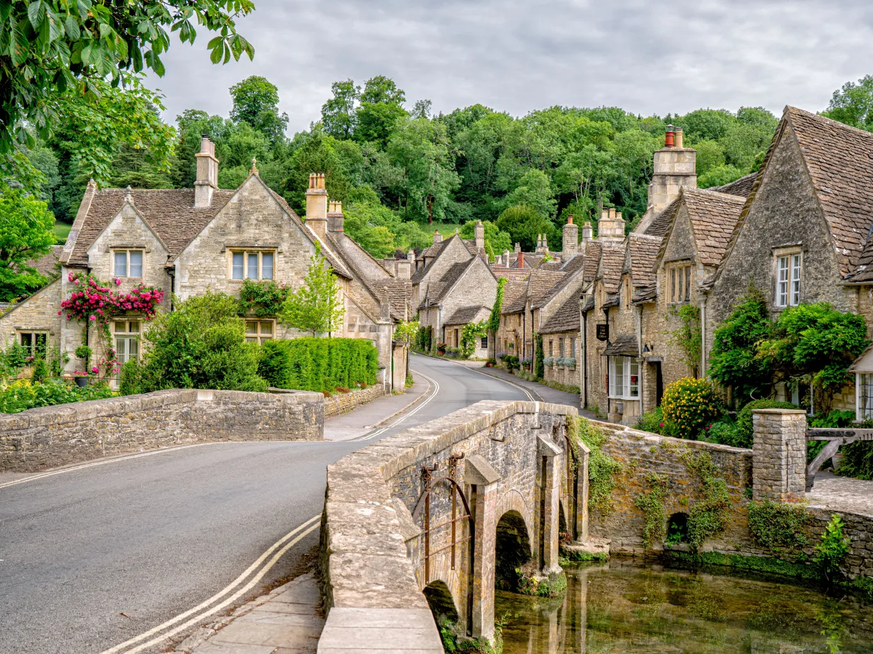 Cotswolds header.jpg