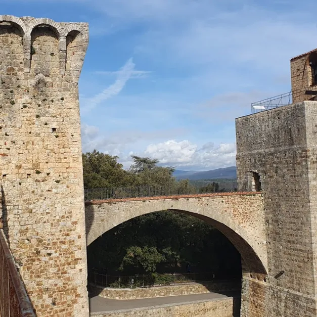 Massa_Marittima.jpg Massa_Marittima.jpg