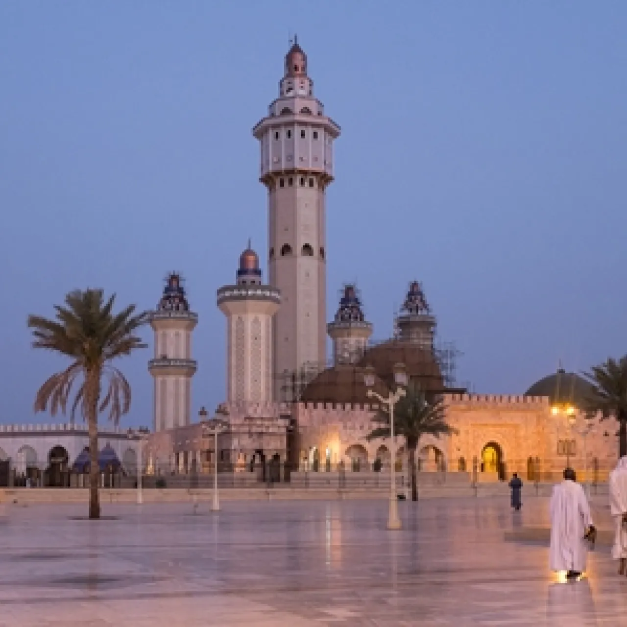 Senegal Touba moschea piccola.jpg Senegal Touba moschea piccola.jpg
