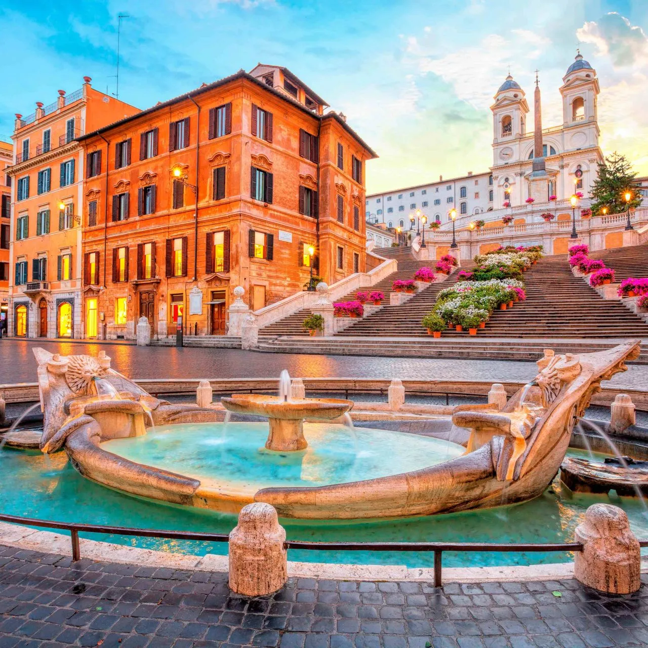 Roma - Piazza di Spagna+Fontana della Barcaccia-small.jpg Roma - Piazza di Spagna+Fontana della Barcaccia-small.jpg