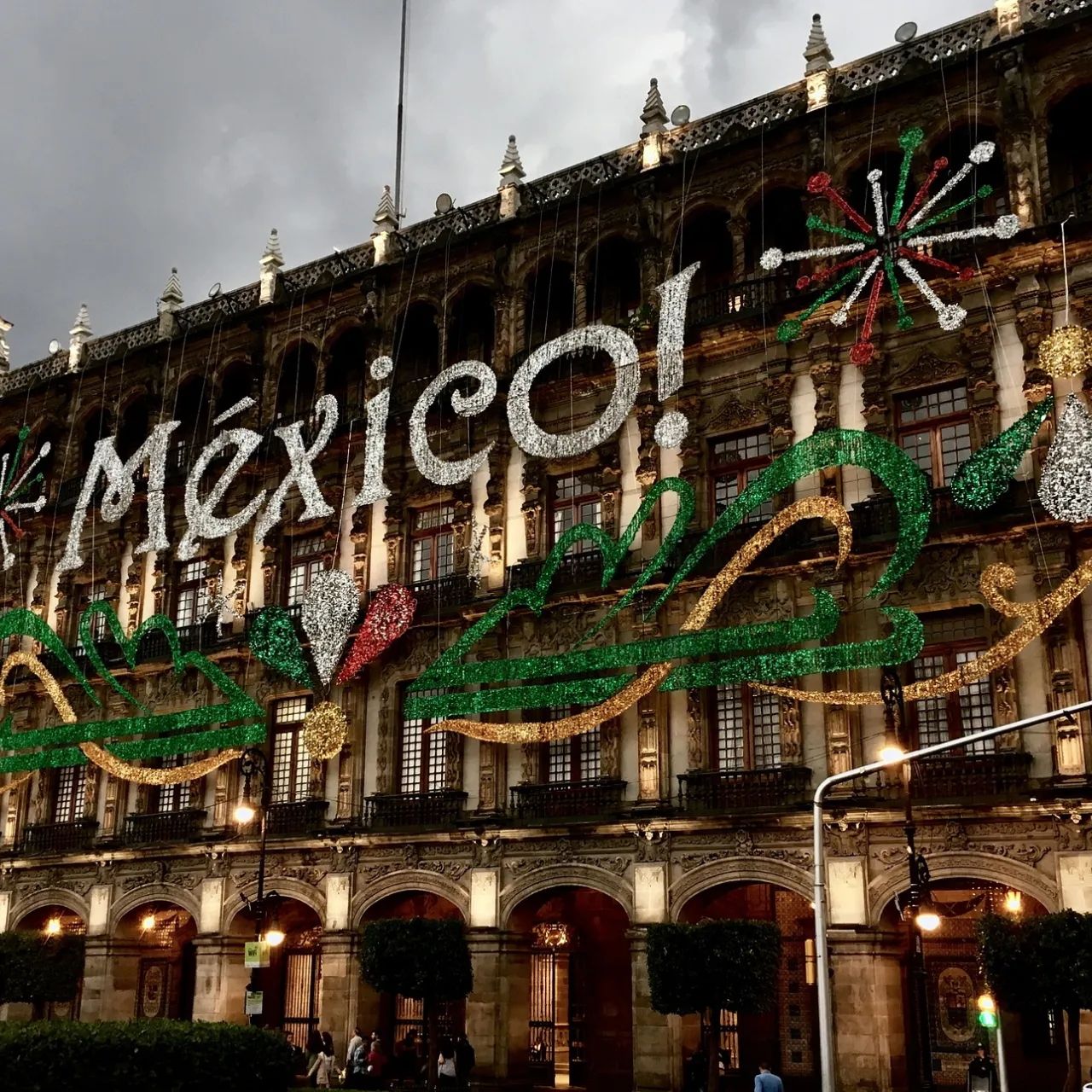 mexico-city-2719368_1920.jpg