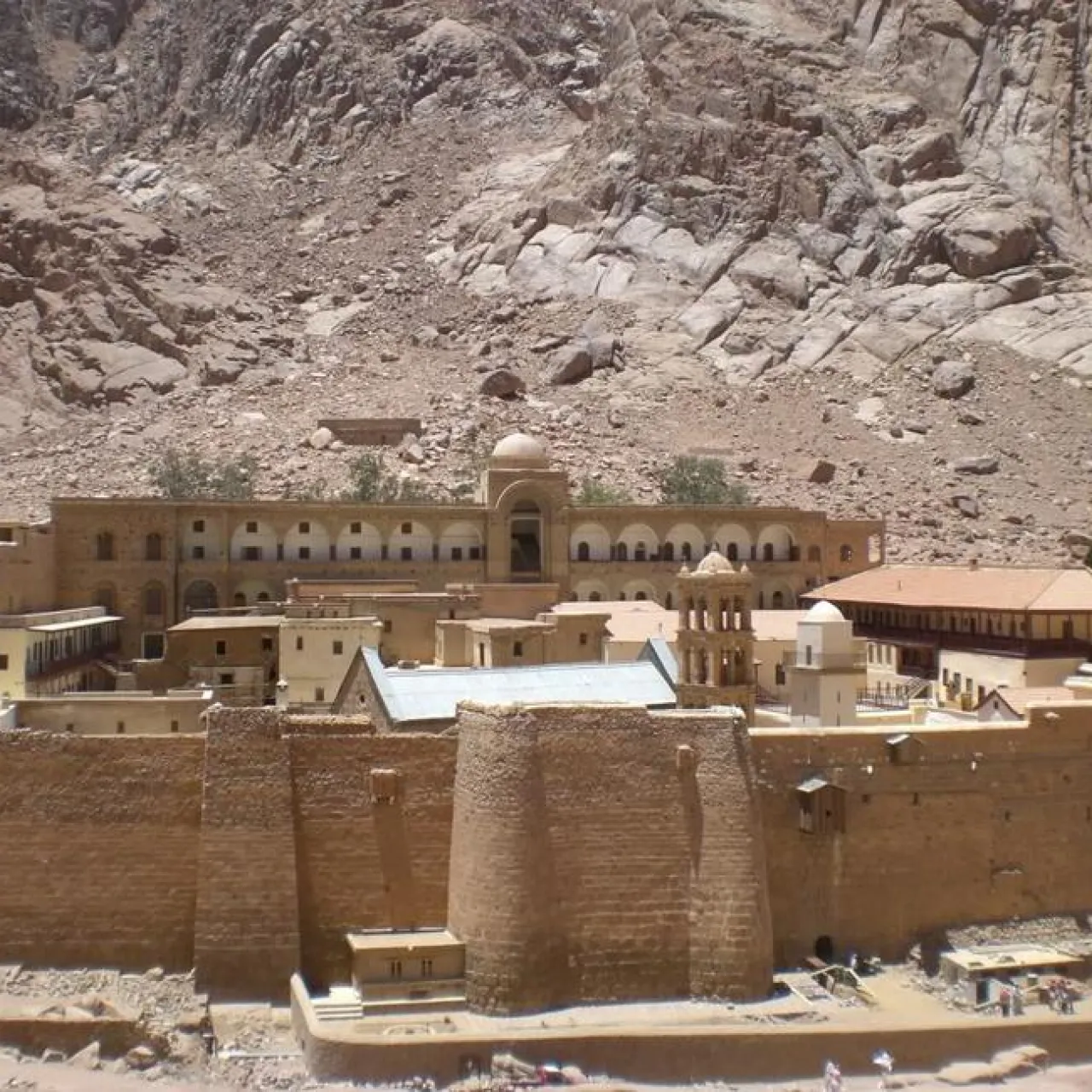 VI-ES-ART-27628-Il_monastero_di_Santa_Caterina_sul_Sinai.jpg