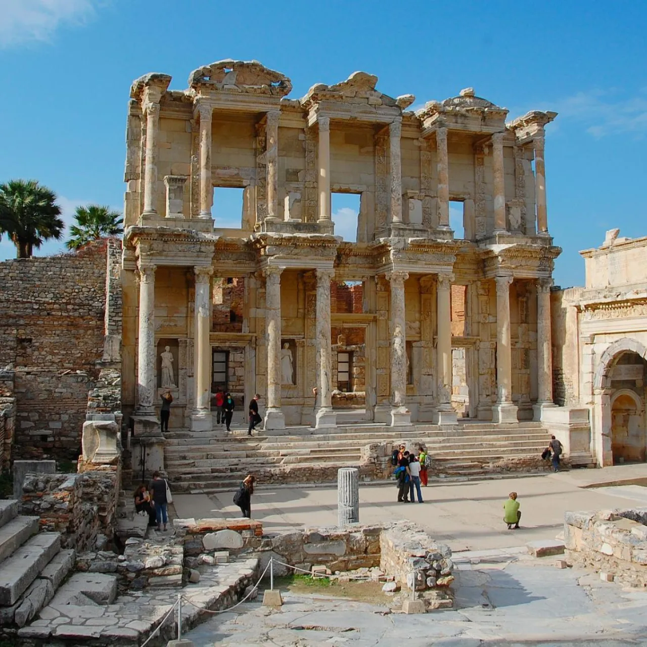 efes.jpg