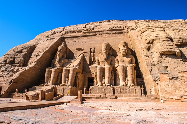 Abu Simbel-piccola.jpg