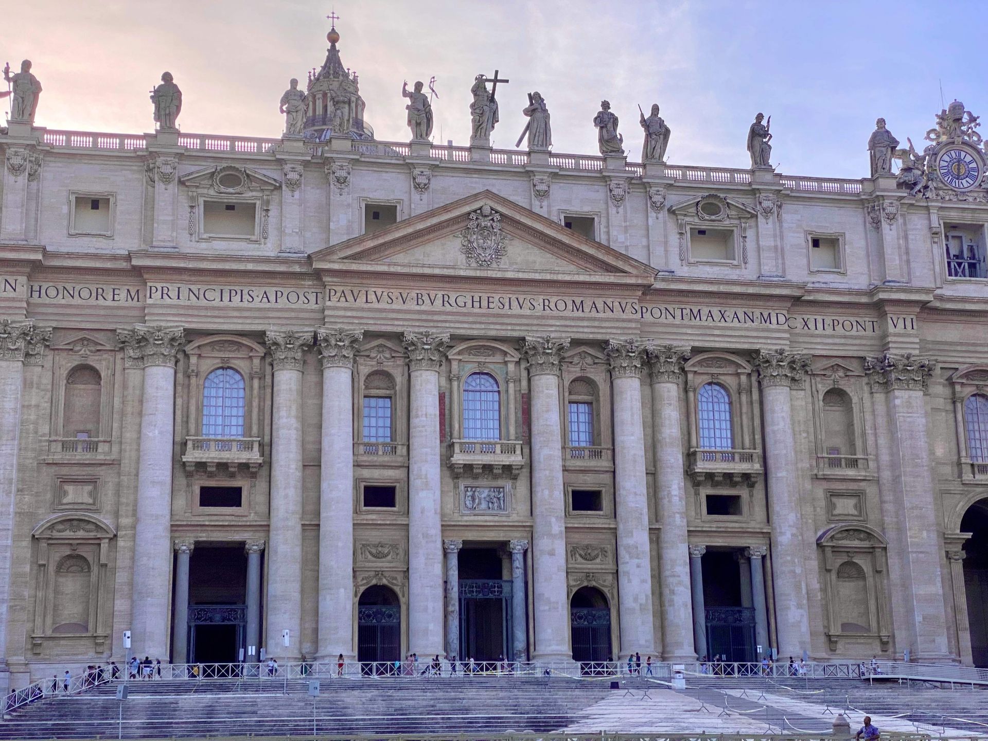 Basilica di San Giovanni in Laterano 2 small.jpg