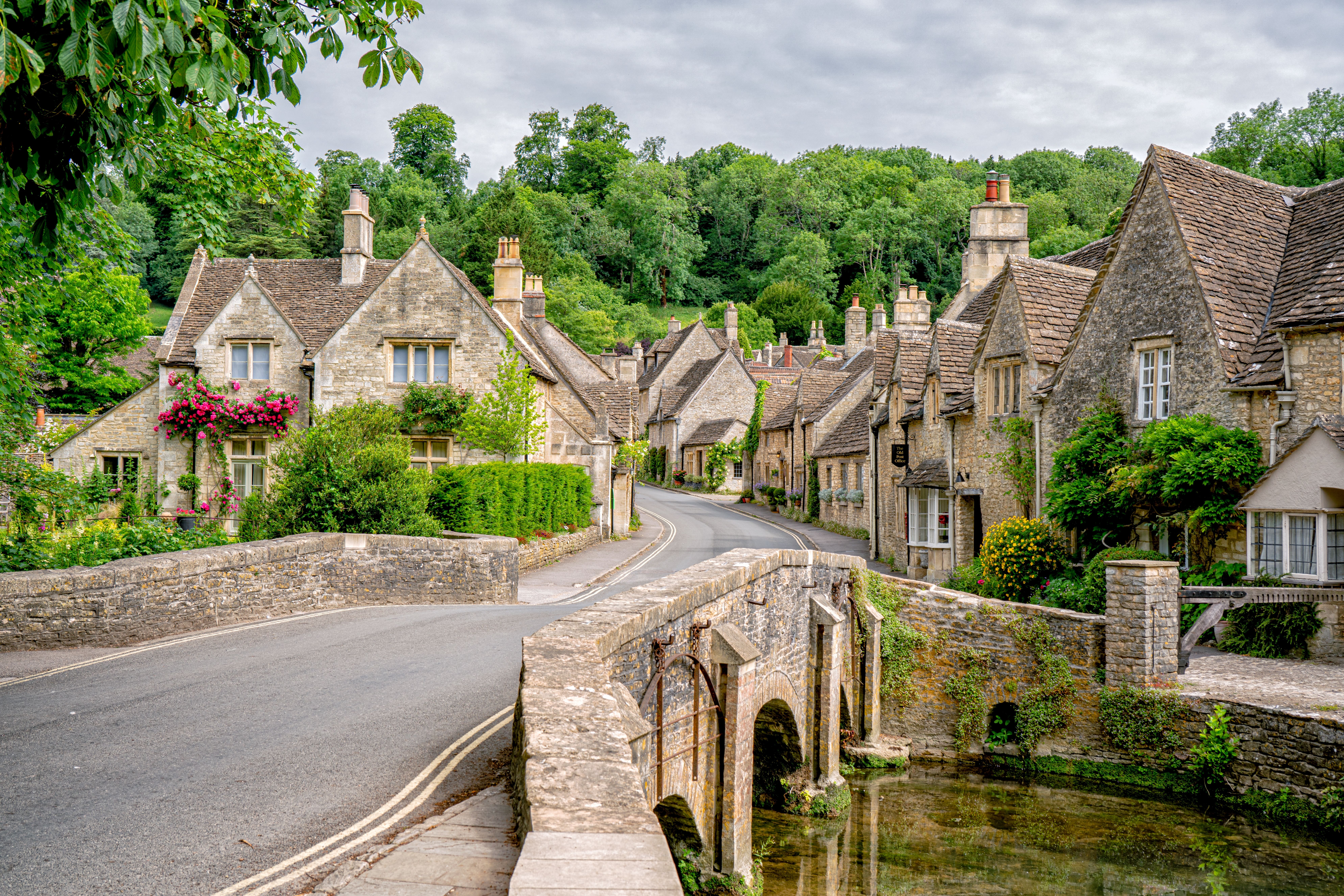 Cotswolds header.jpg