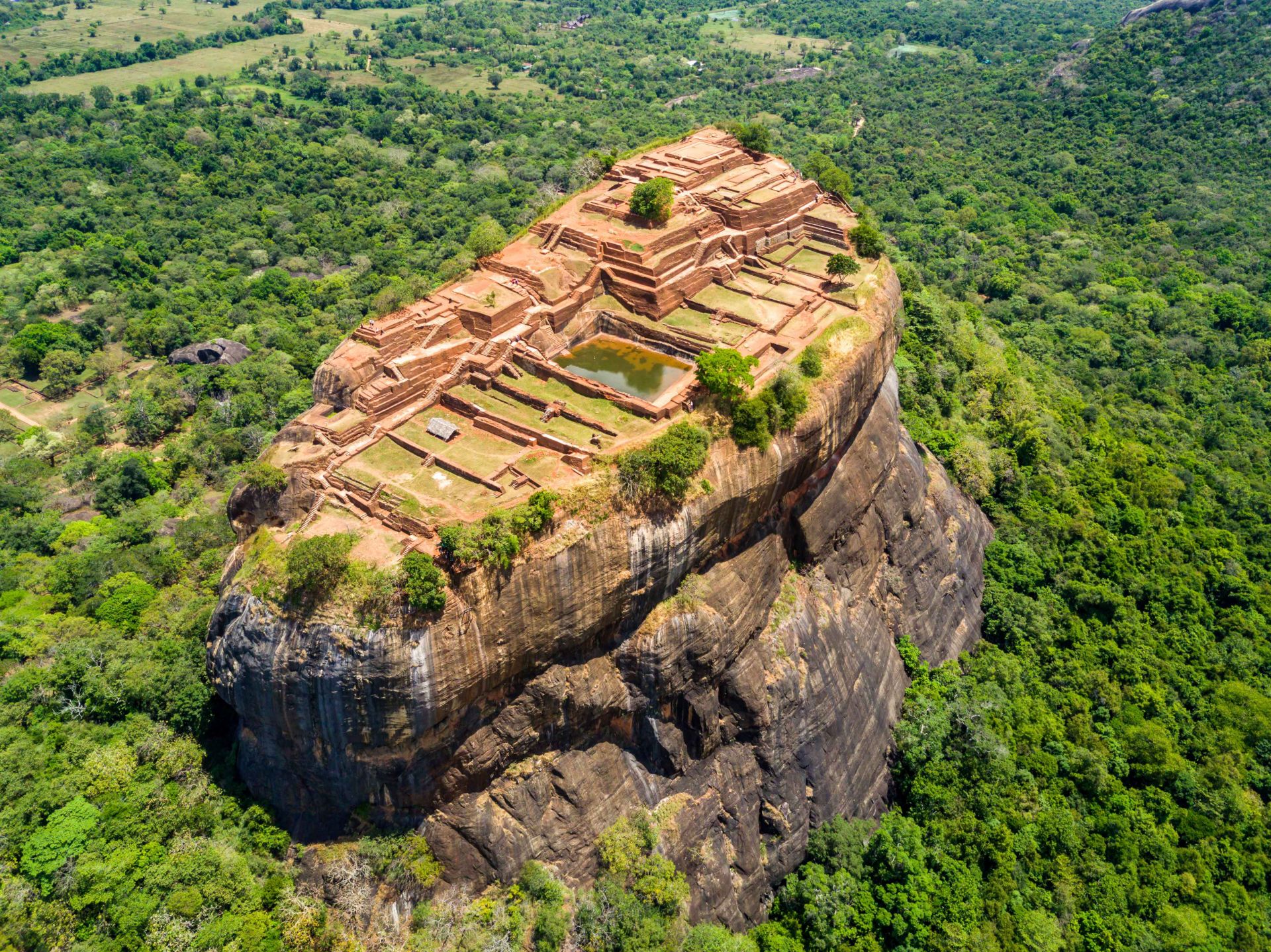 fortezza di Sgirya Rock small.jpg
