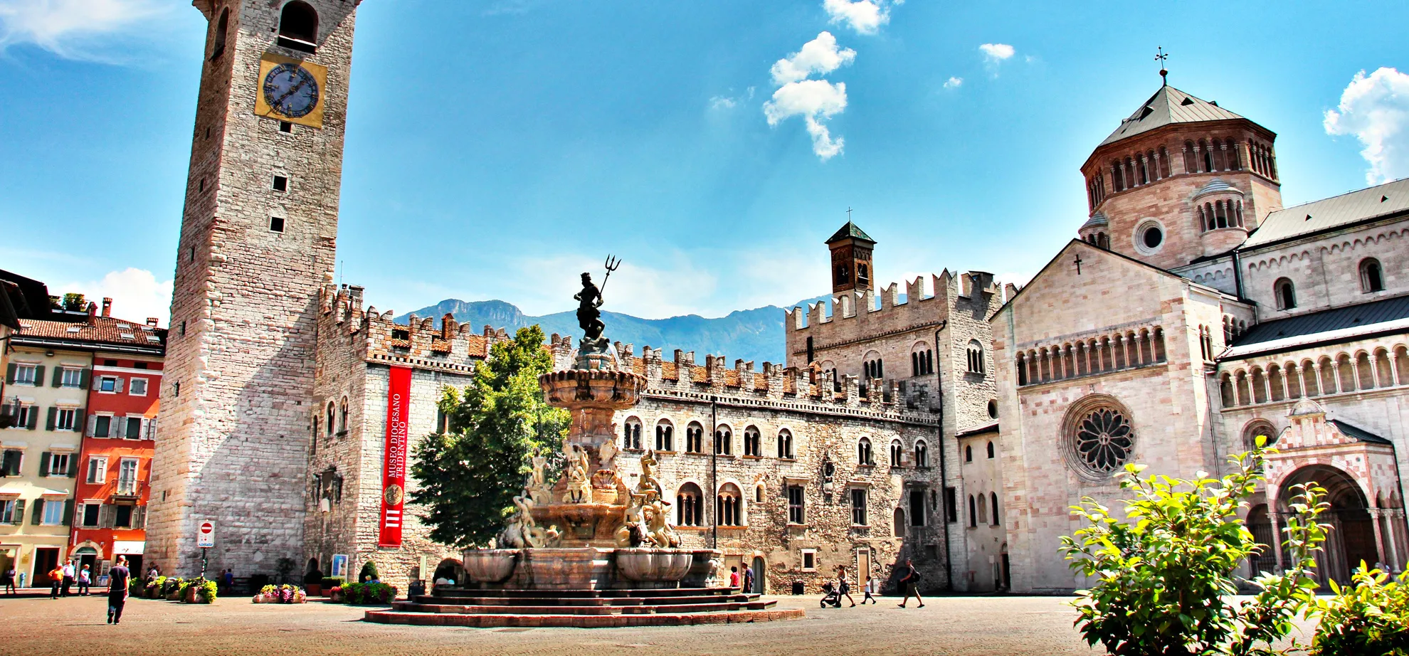 Palazzo_pretorio_di_Trento.jpg