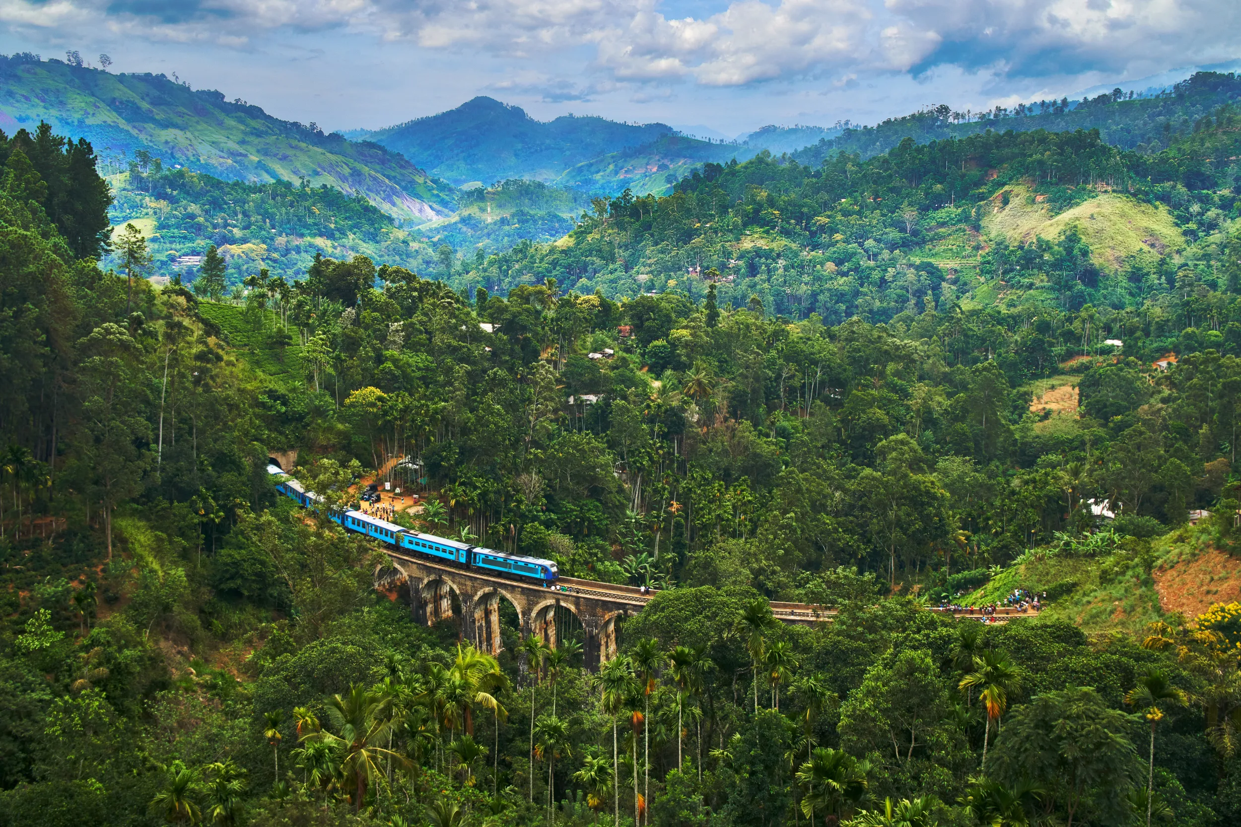 TRENO DA KANDY A NUWARA ELIYA.jpg