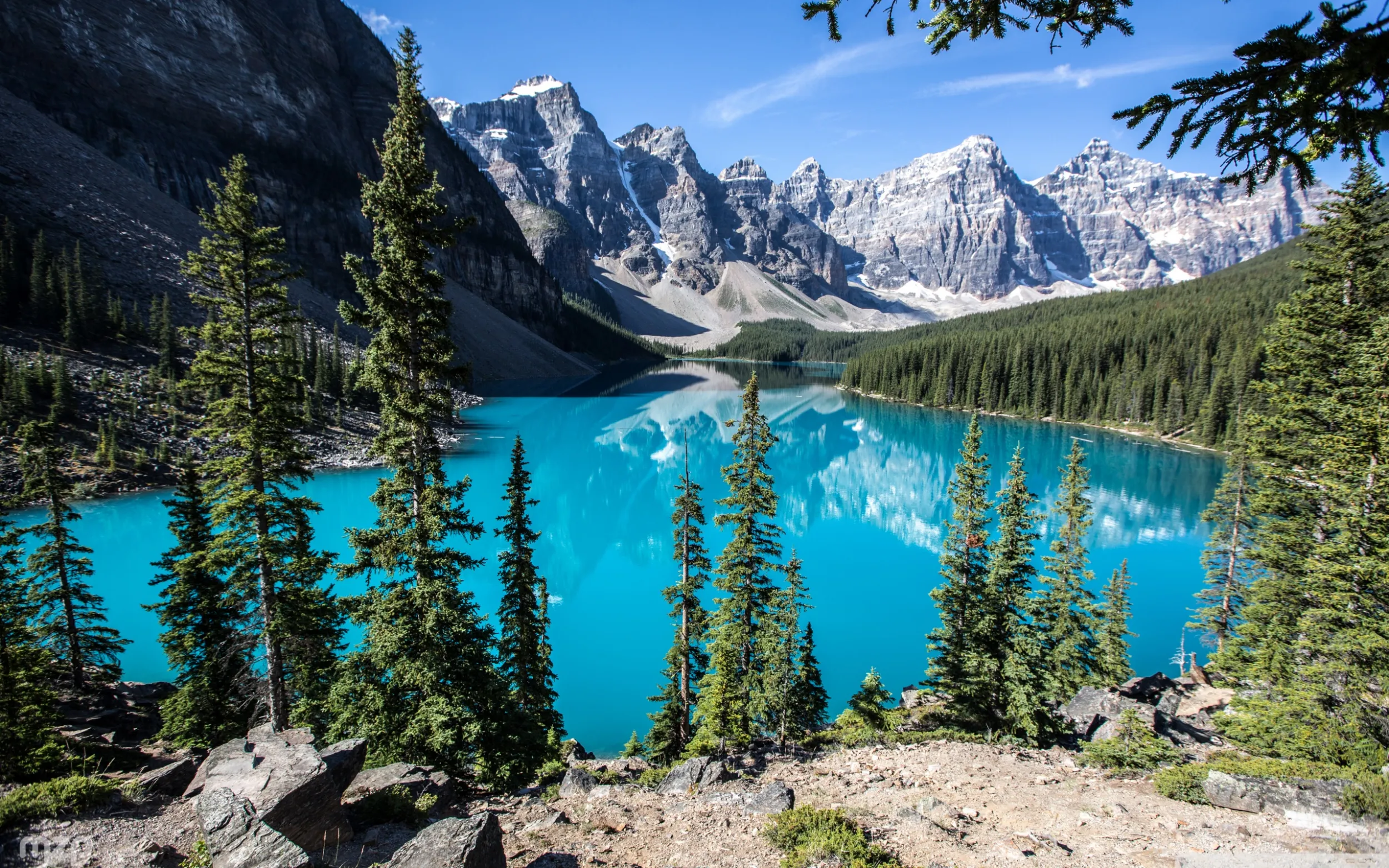 moraine_lake_banff_national_park_alberta_canada-wallpaper-2560x1600.jpg