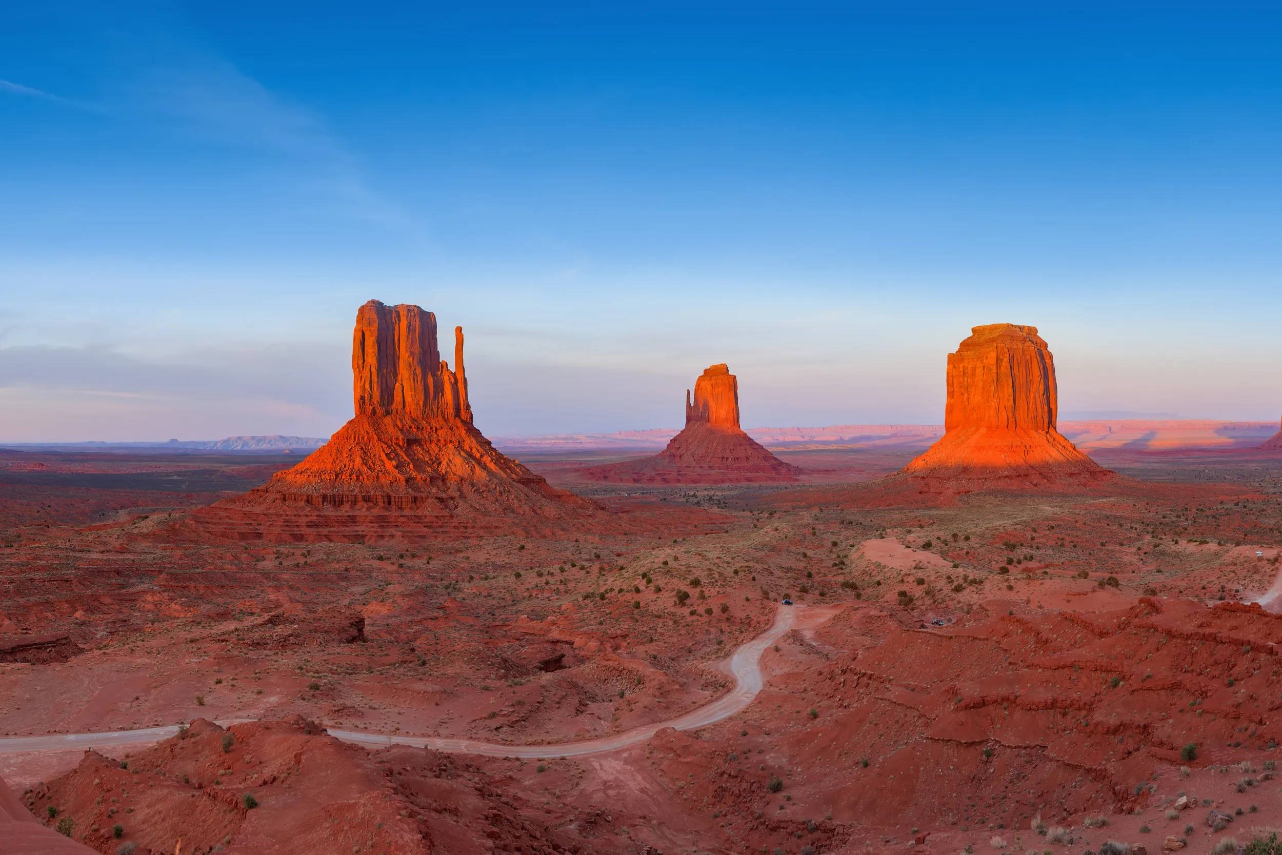 Monument Valley 3 small.jpg