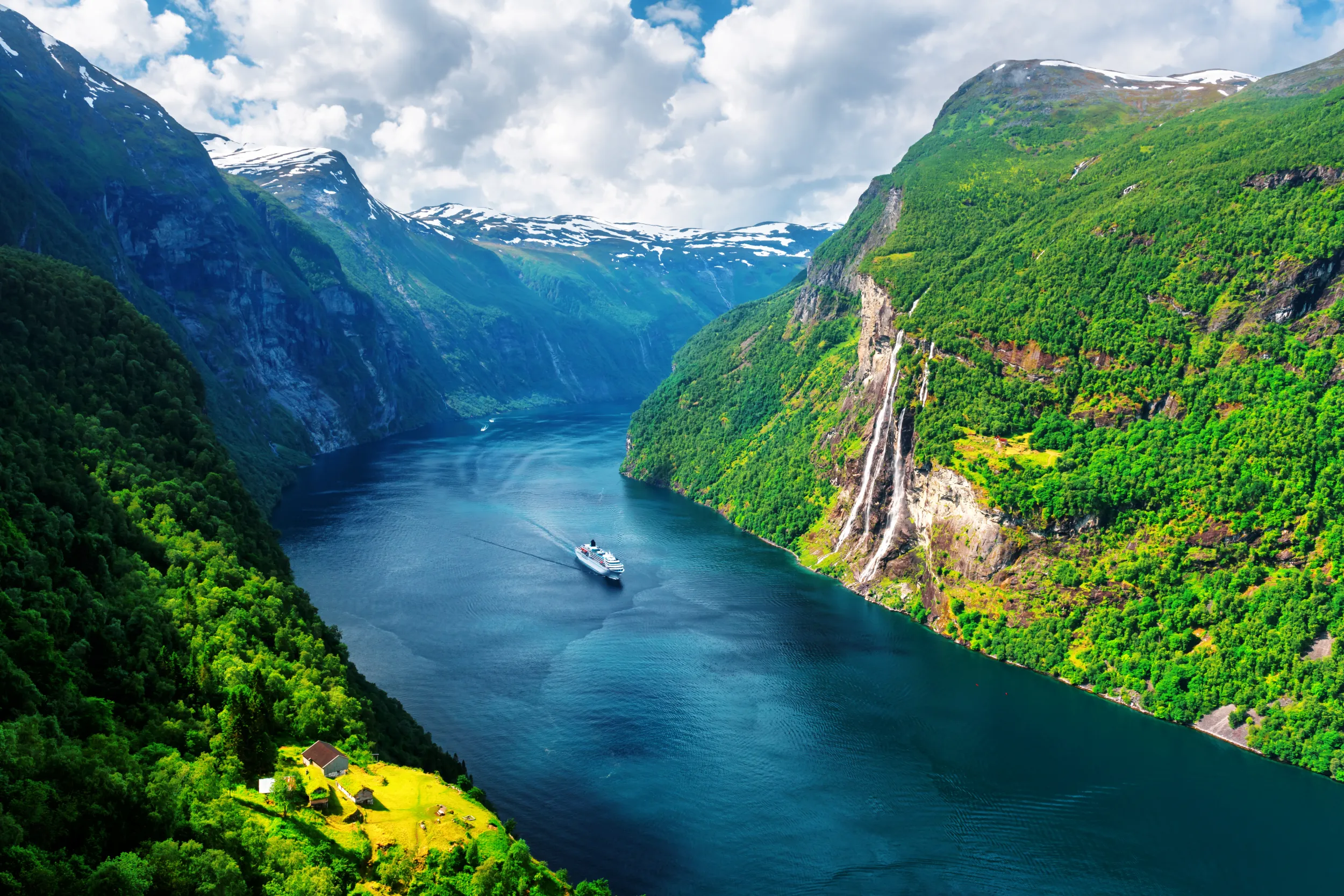 Norvegia-fiordo.jpg