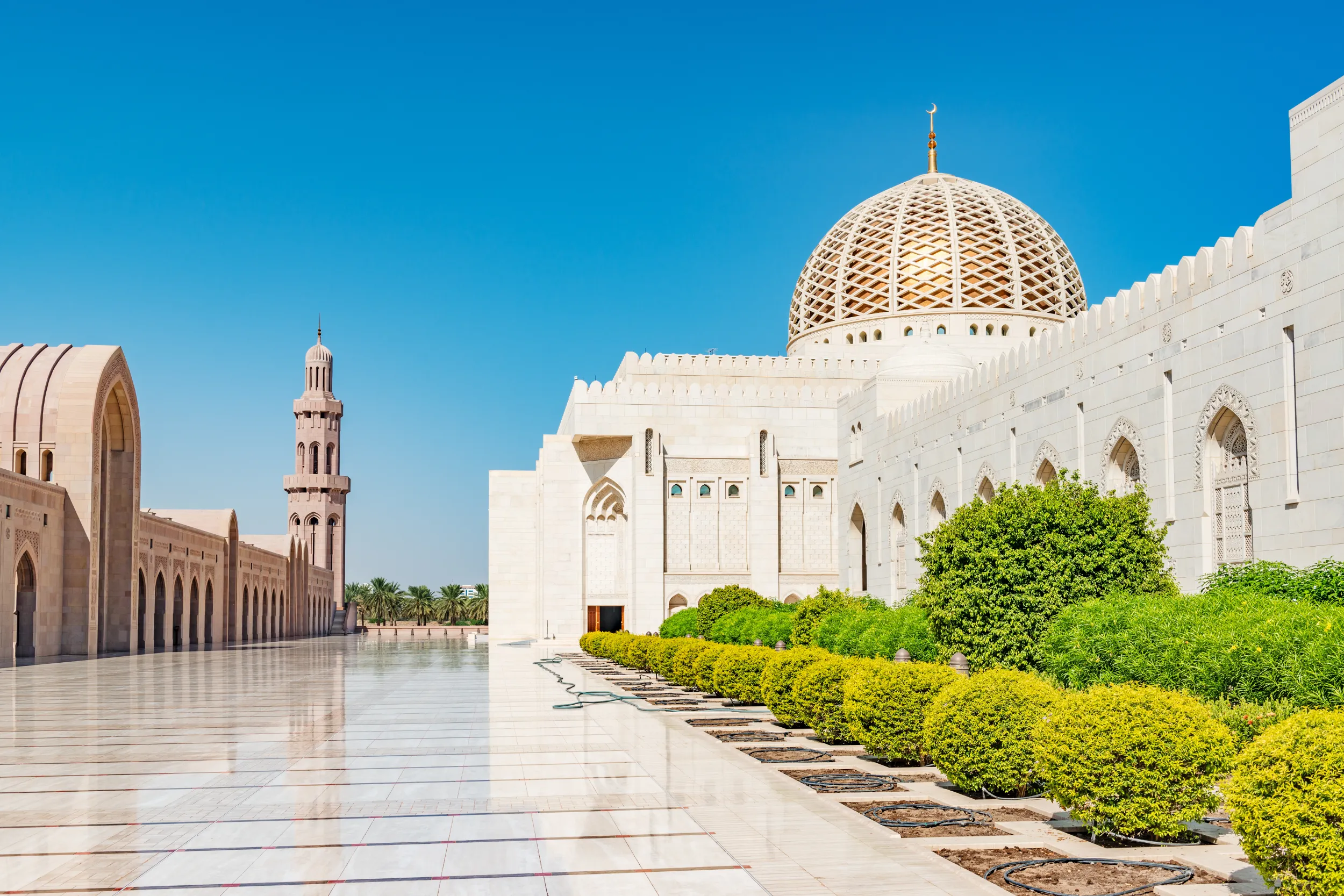 Oman Muscat Mosque 2.jpg