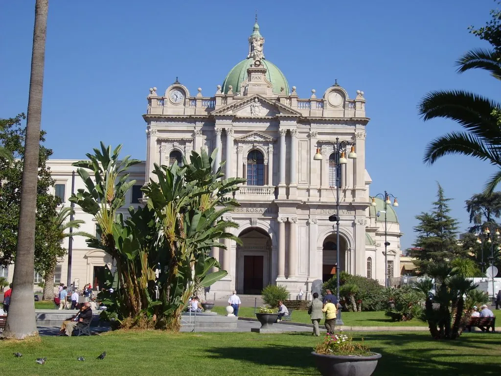 Santuario-di-Pompei.jpg